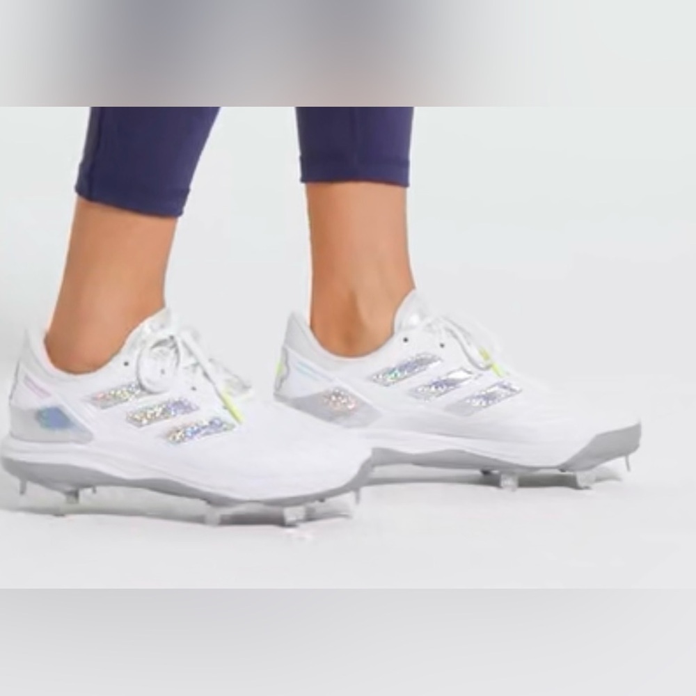 - ADIZERO PUREHUSTLE 3 SIS
BATES CLEATS